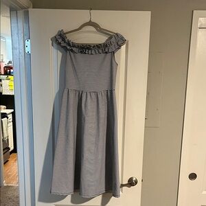 WHO WHAT WEAR Black and White Off Shoulder Ruffle Dress